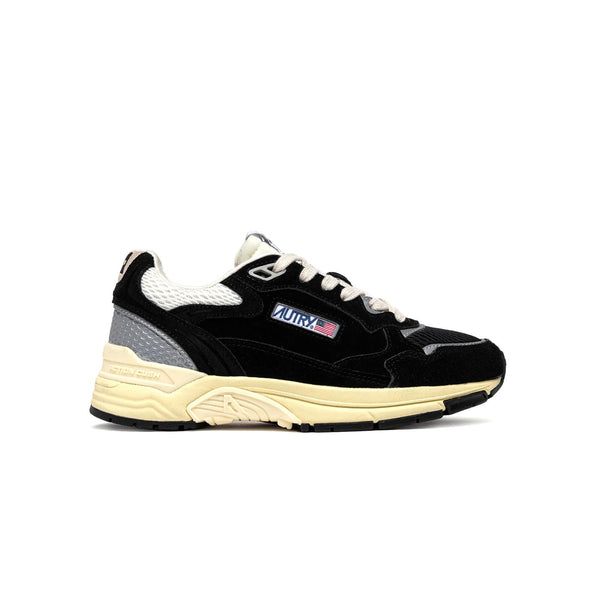 sneakers autry hyperway noires vue de profil