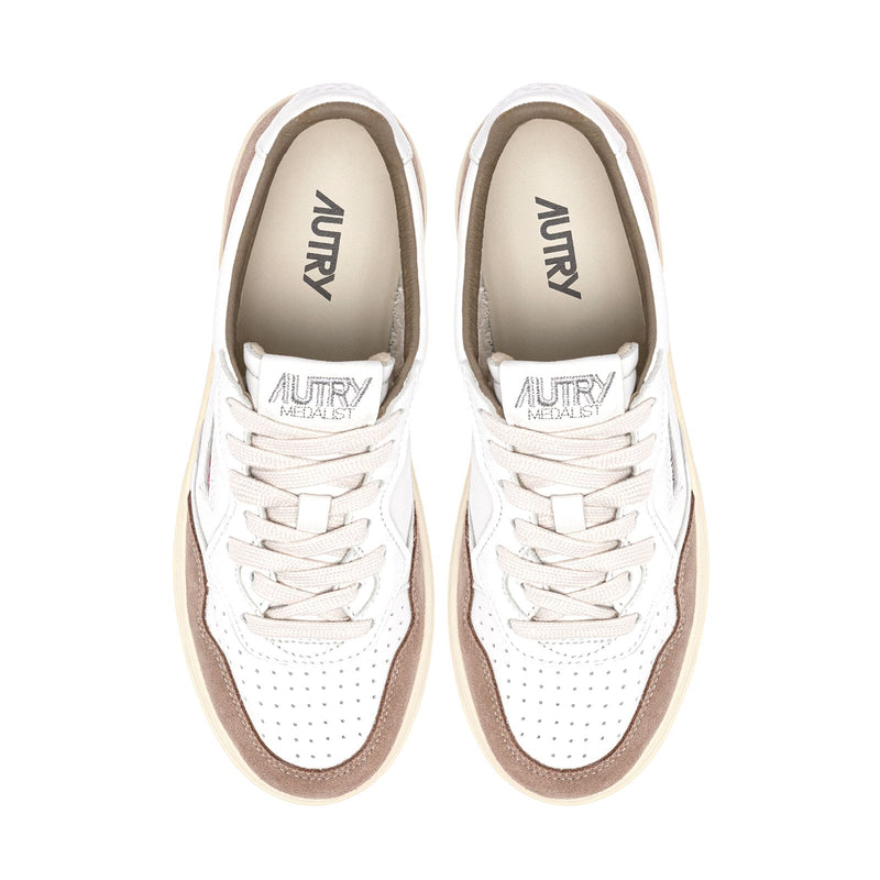 sneakers autre blanches et brunes hommes vues du dessus