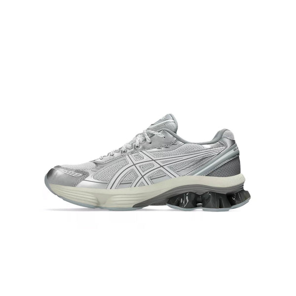 Lateral view of ASICS GEL-KINETIC FLUENT with visible GEL cushioning