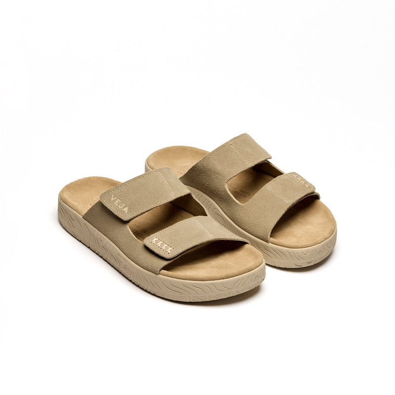 VEJA Etna – sustainable sandal with utilitarian design