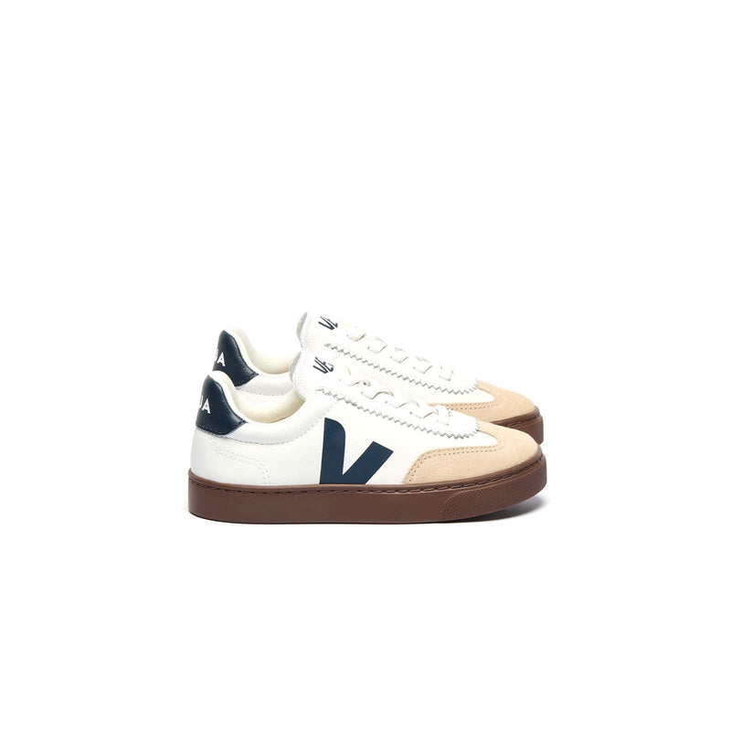 baskets veja enfants lacets élastiques volley blanches et bleus vue de profil