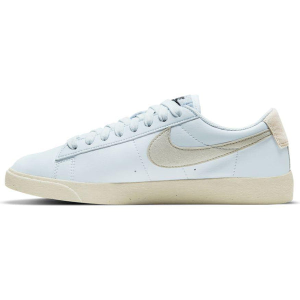 Sneakers - Nike - Blazer Low SE // Light Army Blue - Stoemp