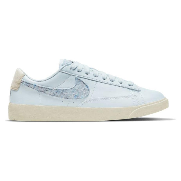 Sneakers - Nike - Blazer Low SE // Light Army Blue - Stoemp