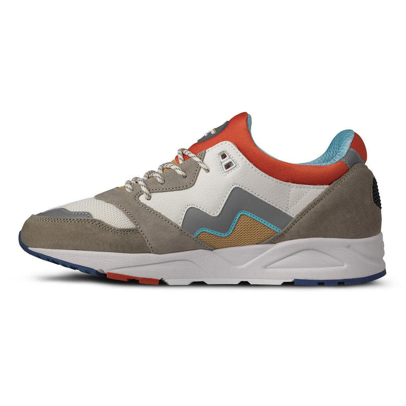 Sneakers - Karhu - Aria 95 // Abbey Stone/Silver - Stoemp