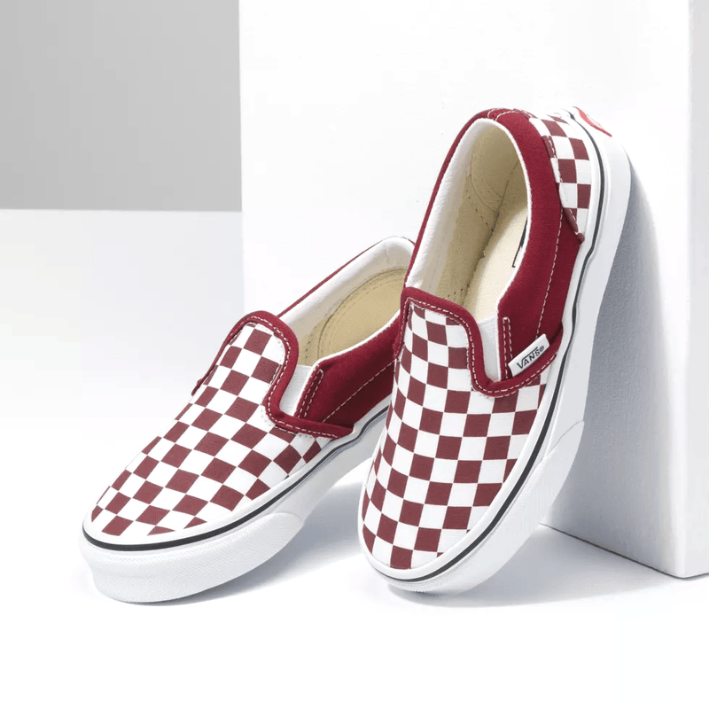 Sneakers - Vans - Checkerboard Classic Slip-On Kids // Pomegranate/White - Stoemp