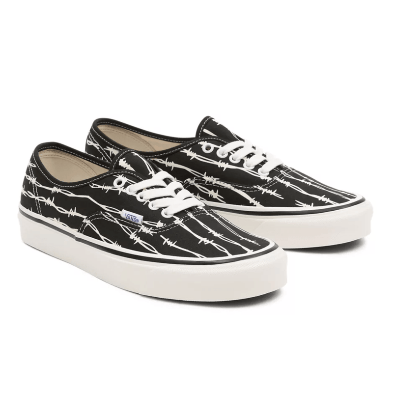 Sneakers - Vans - Authentic 44 DX // Anaheim Factory // Black/White/OG Barbed Wire - Stoemp